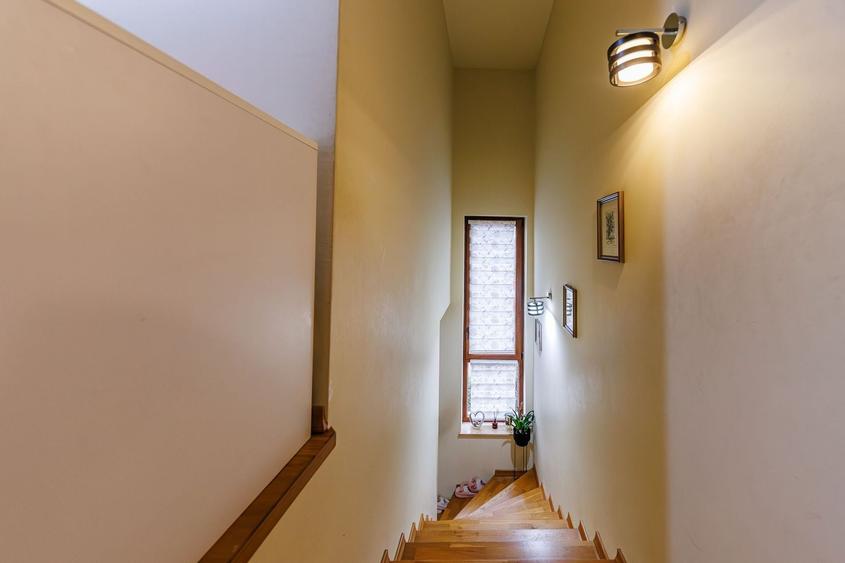 Duplex cu 4 camere cu Canalizare în Dumbrăvița