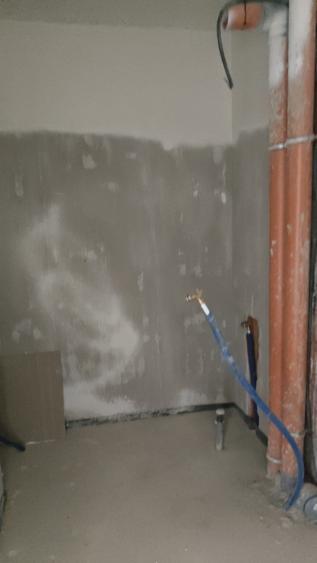 Apartament cu 3 camere semidecomandat în Apahida