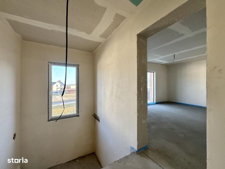 Casa cu garaj, 130 mp, 400 mp teren, CF disponibil, Chinteni - 16