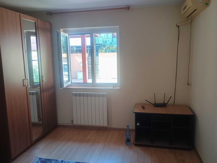 Casă cu 3 camere cu Teren 230 Mp în 23 August (Cațelul)