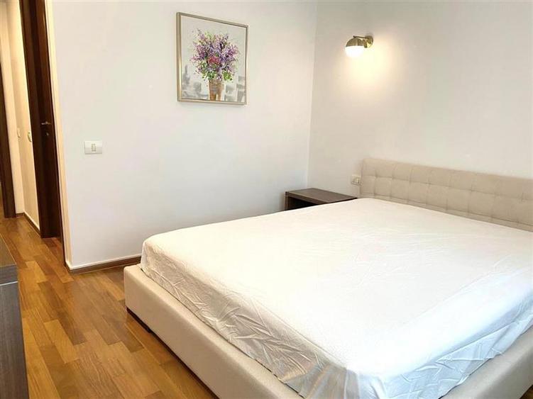 Apartament cu 3 camere decomandat, mobilat în Șoseaua Nordului