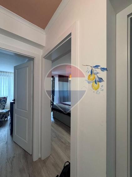 Apartament cu 2 camere decomandat, mobilat în Semicentral