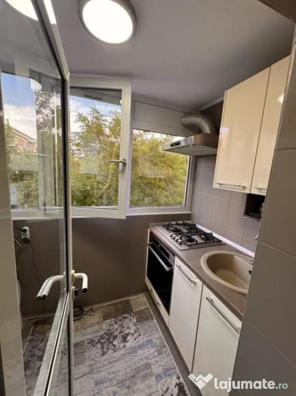 Apartament 2 camere, decomandat, 55 mp, zona Rovine - 4