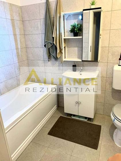 Apartament cu 2 camere decomandat, mobilat în Berceni