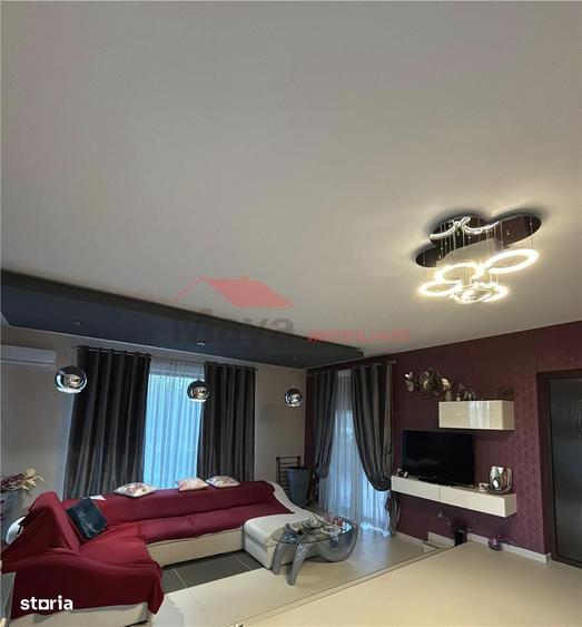 Casă cu 4 camere în Nima