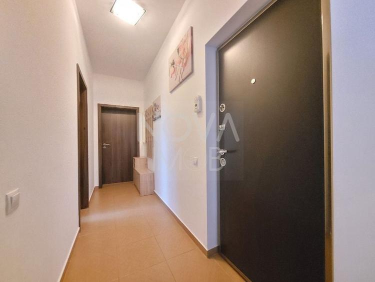 Apartament cu 2 camere decomandat, mobilat în Piața Cluj