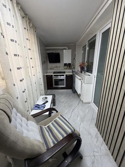 Apartament cu 3 camere, mobilat în Viziru 3