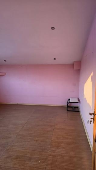 Casă individuală cu 6 camere cu Teren 170 Mp în Ovidiu