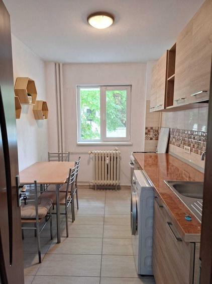 Apartament cu 2 camere decomandat în Turda