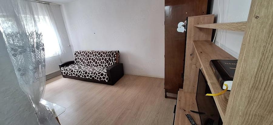 Garsonieră nedecomandată în Exterior Vest