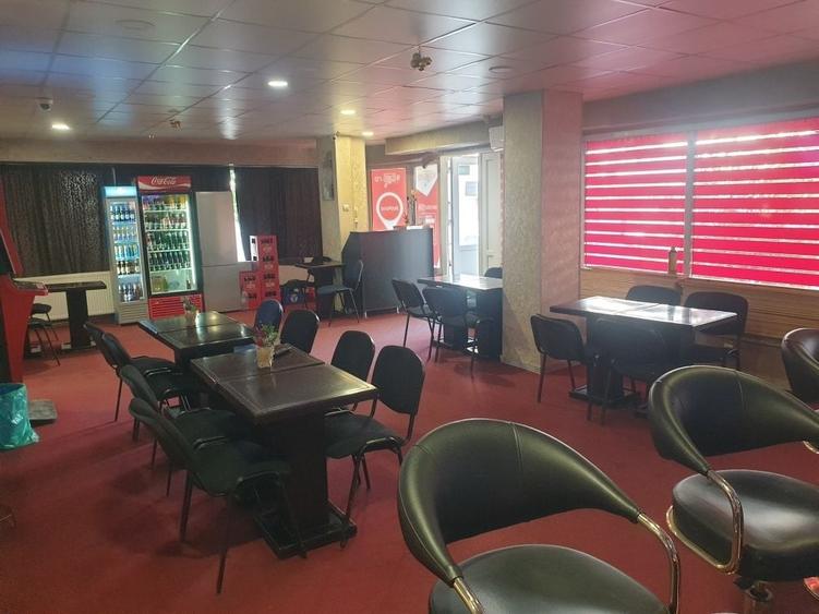 Spațiu comercial, de 80 mp, în Broșteni