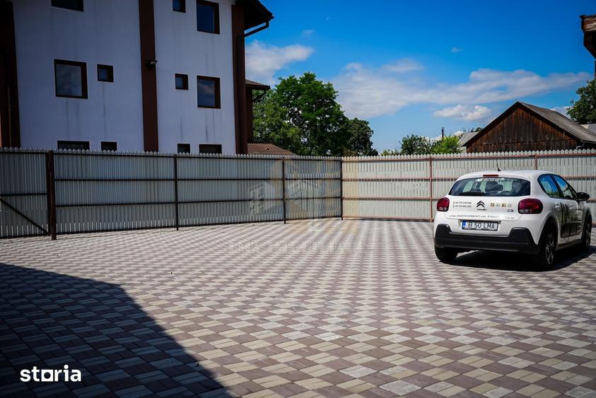 Casă cu 10 camere decomandat cu Teren 1650 Mp în Lunca Calnicului