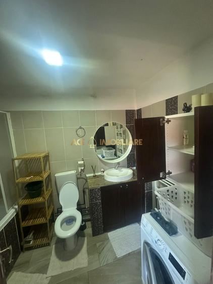 Casă individuală cu 4 camere cu Canalizare în Doamna Ghica