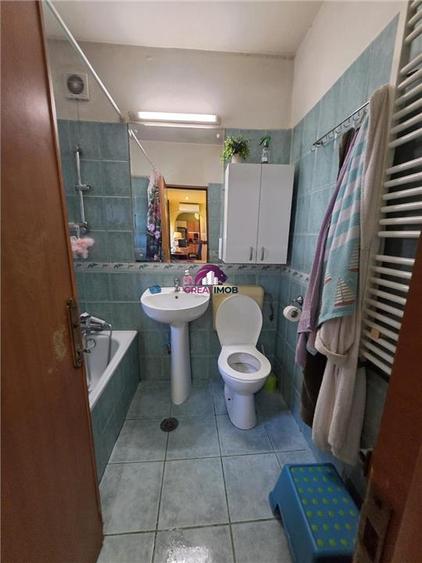 Casă cu 3 camere cu Canalizare în Pantelimon