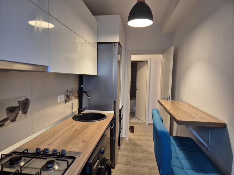 Apartament cu 2 camere decomandat în Olteni