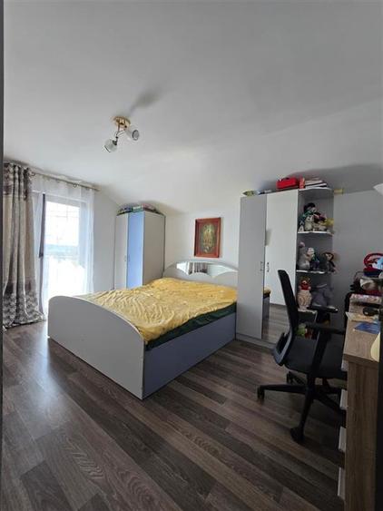 Casă cu 5 camere cu Teren 518 Mp în Lunca Cetățuii