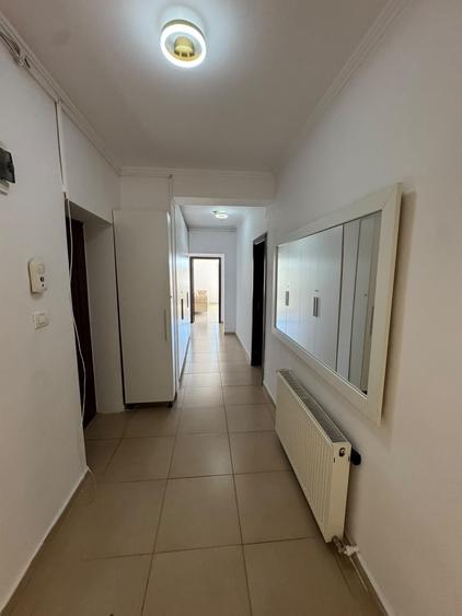 Apartament cu 3 camere în Fundeni