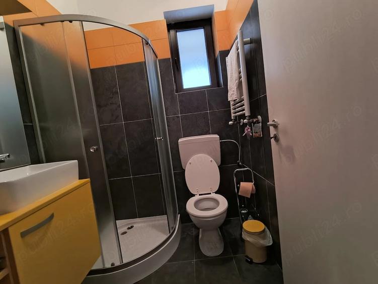 Casă cu Teren 122 Mp în Central