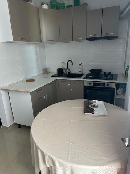 Apartament cu 2 camere semidecomandat în Valea Lupului