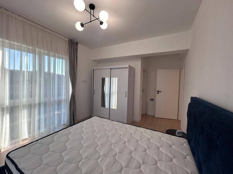 Duplex cu 4 camere cu Canalizare în Florești