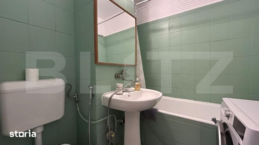 Apartament cu 3 camere, 65 mp, pe Bulevardul Decebal - 7