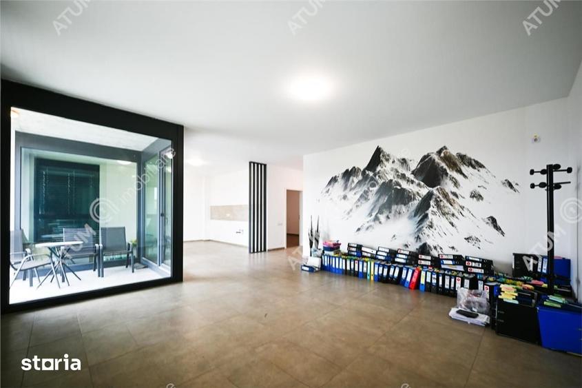 Apartament cu 3 camere decomandat în Valea Aurie