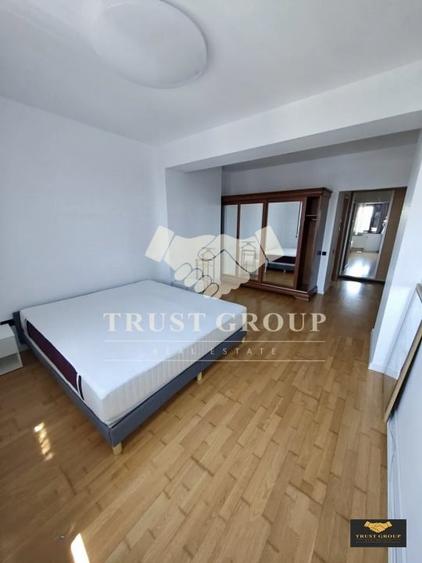 Apartament cu 3 camere decomandat, mobilat în Dacia