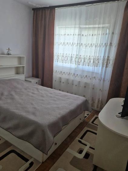 Apartament cu 3 camere decomandat în Nord