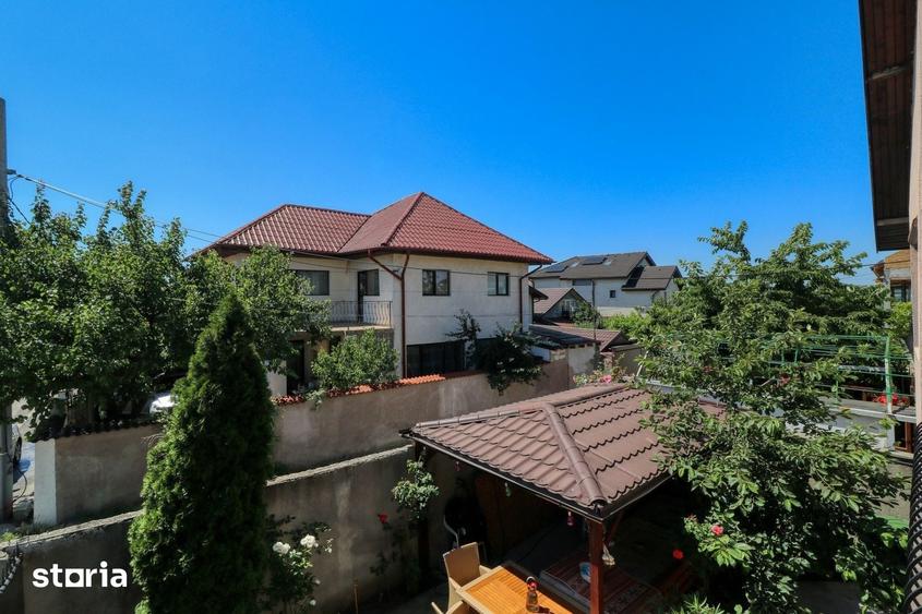 Casă cu 4 camere cu Canalizare în Central