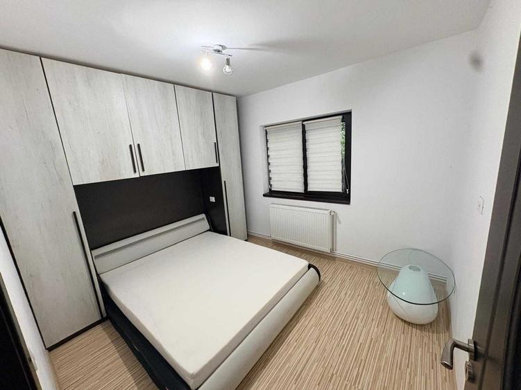 Apartament cu 2 camere decomandat în Narcisa