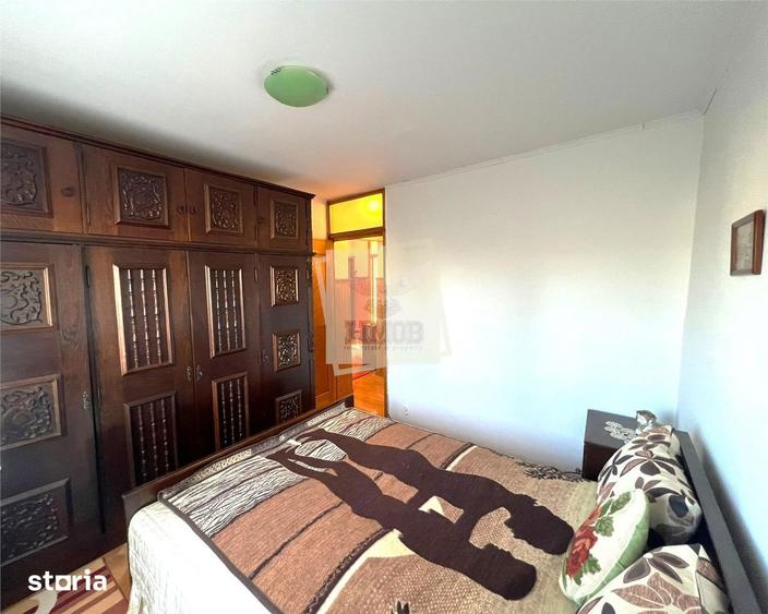 Apartament cu 3 camere decomandat, mobilat în Sub Arini