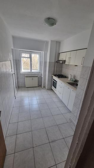 Apartament cu 3 camere decomandat în Unirii