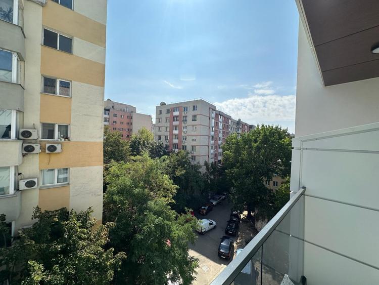 Apartament cu 2 camere semidecomandat în Eminescu