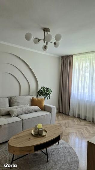 Apartament cu 2 camere decomandat în Central