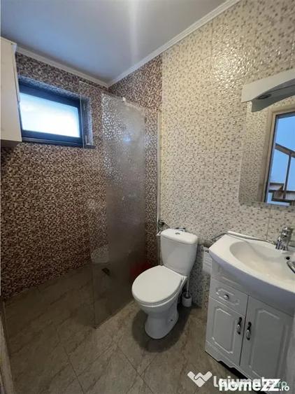 Casă cu 4 camere cu Teren 98 Mp în Central