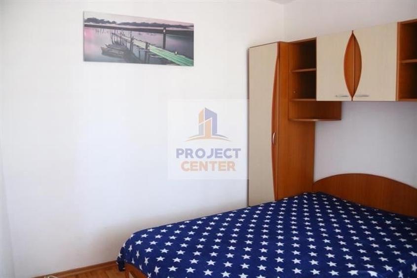 Apartament cu 2 camere nedecomandat în Craiovei