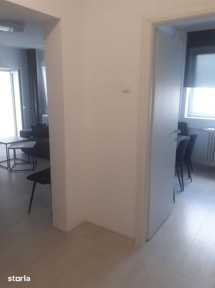 Apartament cu 2 camere decomandat în Titan
