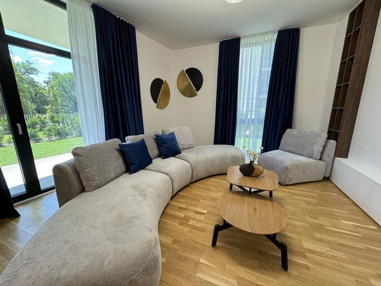 Apartament cu 3 camere decomandat, mobilat în Semicentral