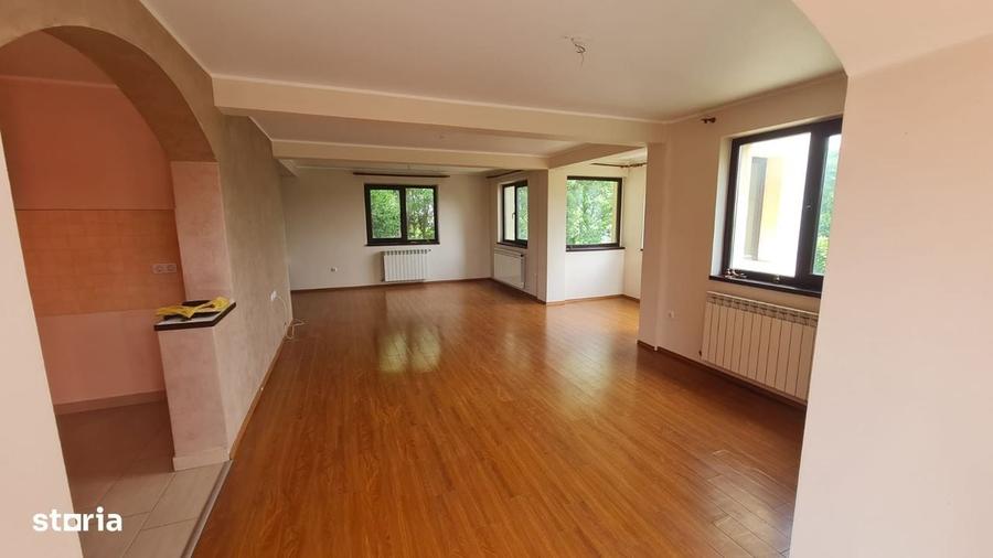 Casă cu 4 camere în Sfântu Ilie