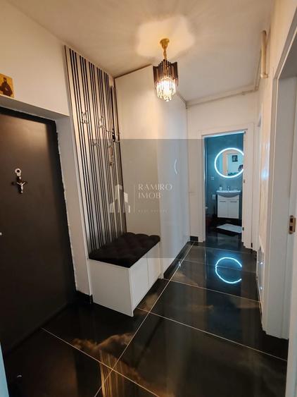 Apartament cu 2 camere decomandat, mobilat în Metalurgiei