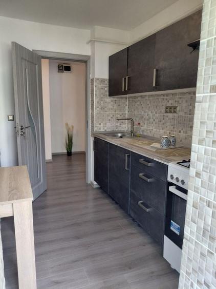 Apartament cu 2 camere decomandat în Mazepa 2