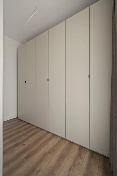 Penthouse cu 3 camere decomandat în Prelungirea Ghencea