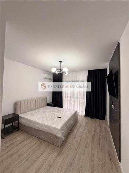 Apartament cu 3 camere semidecomandat, mobilat în Pipera