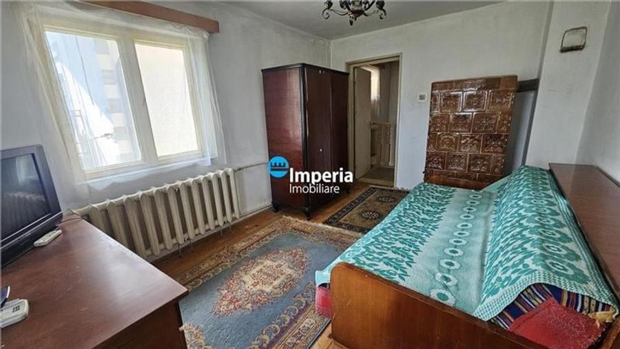 Casă individuală cu 3 camere cu Canalizare în Copou