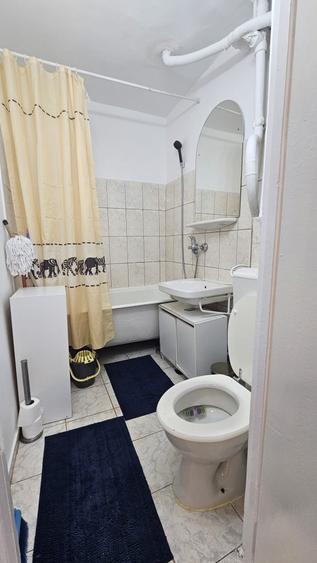 Apartament 3 camere, 60 mp, liber - Podu Ros - 7