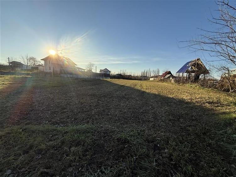 Teren Construcții intravilan de 1620 mp, în Calea Bârladului