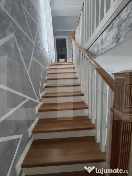 Casă cu 5 camere cu Teren 551 Mp în Central