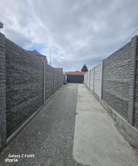 Casă cu 4 camere decomandat cu Teren 152 Mp în Cantemir