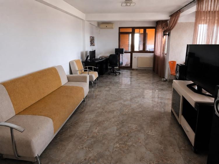 Apartament cu 4 camere în Central
