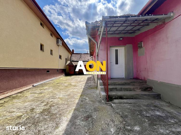 Casă cu 2 camere cu Teren 770 Mp în Micești